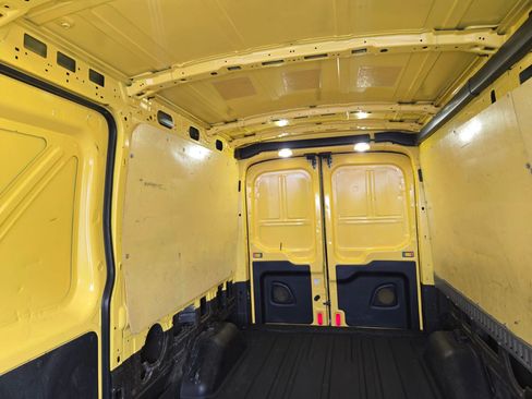 Used 2016 Ford Transit 350 148 Medium Roof image 39