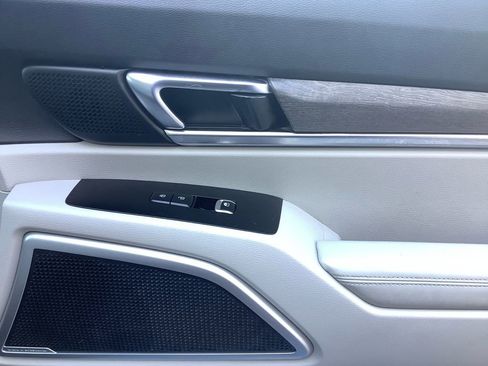 Used 2021 Kia Telluride EX image 14