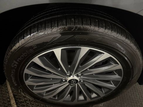 Used 2024 Hyundai Palisade Calligraphy image 15