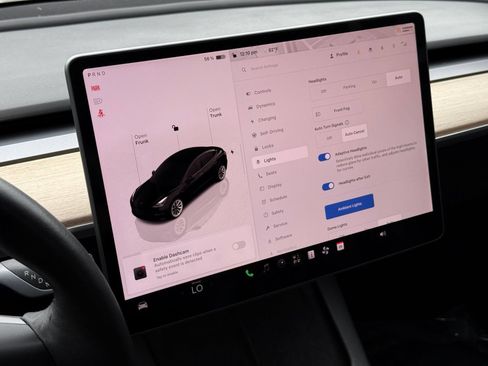 Used 2022 Tesla Model 3 Long Range AWD/4WD image 39