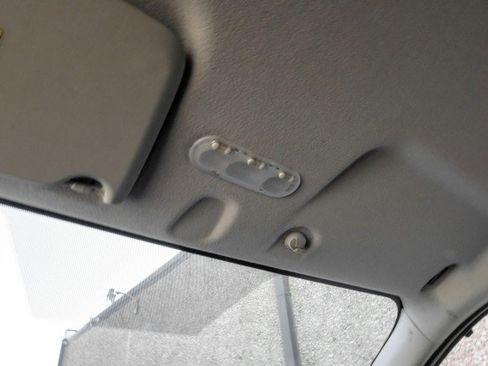 Used 2019 Nissan NV200 S w/ Cruise Control Package image 26