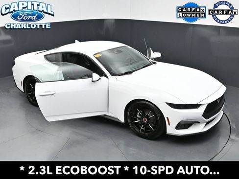 Used 2026 Ford Mustang Coupe RWD image 33