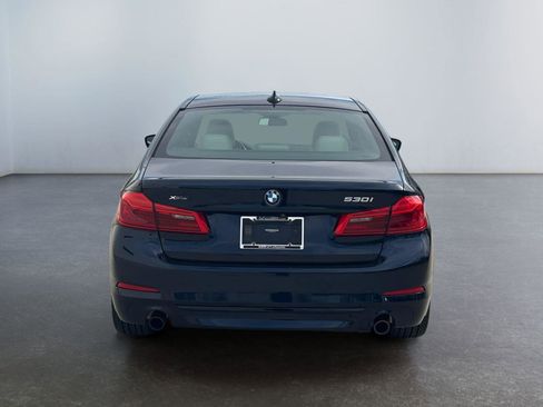 Used 2019 BMW 530i xDrive w/ Premium Package image 4