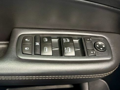 Used 2016 Chrysler 200 C w/ Premium Group image 17