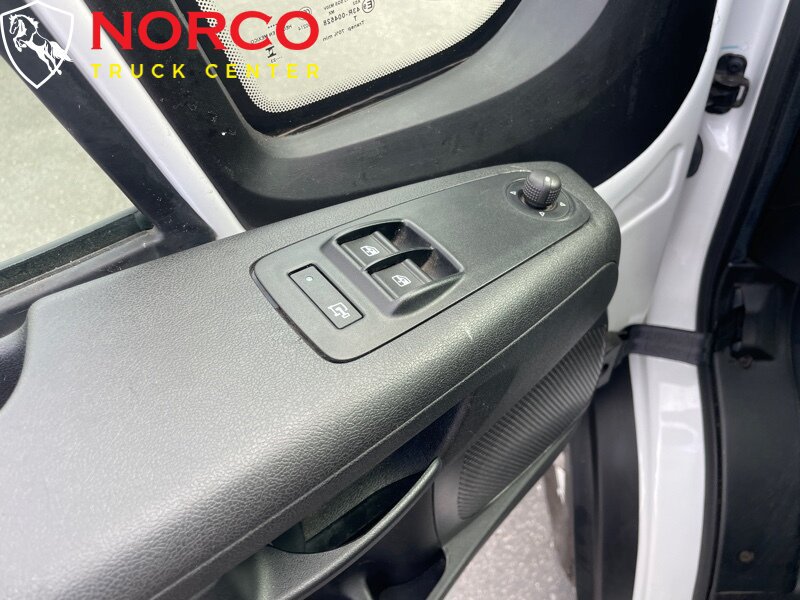 Used 2023 RAM ProMaster 2500 FWD image 16