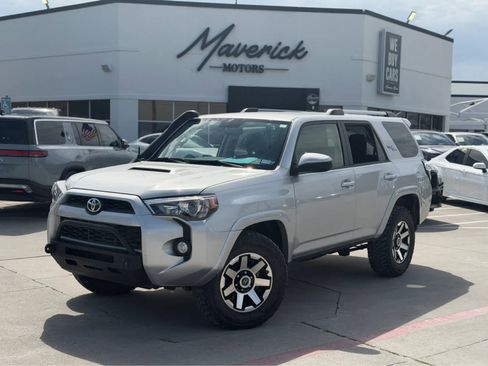 Used 2018 Toyota 4Runner TRD Off-Road AWD/4WD image 1