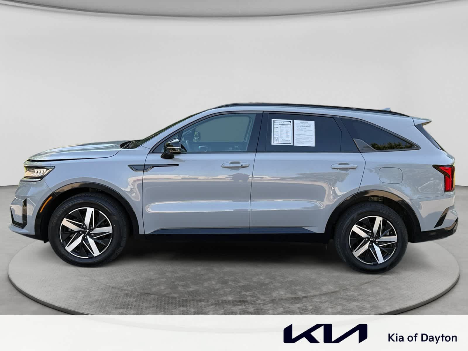 Used 2023 Kia Sorento EX w/ Panoramic Sunroof Package FWD image 8