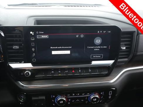 Used 2023 GMC Sierra 1500 SLT AWD/4WD image 5