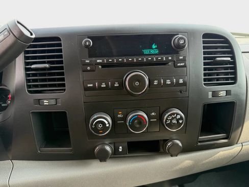 Used 2012 Chevrolet Silverado 1500 W/T image 16