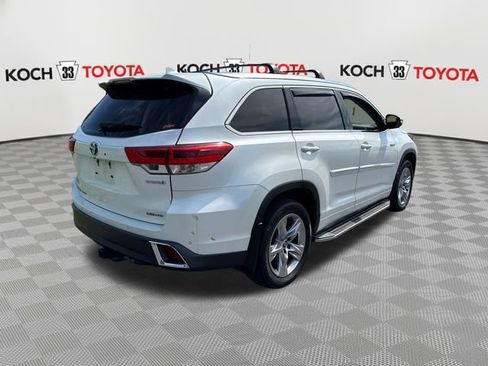 Used 2019 Toyota Highlander Limited AWD/4WD image 8