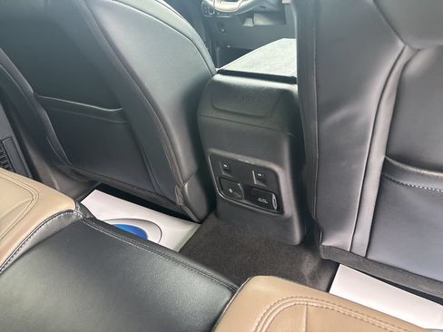 Used 2024 Ford Bronco Wildtrak AWD/4WD image 42