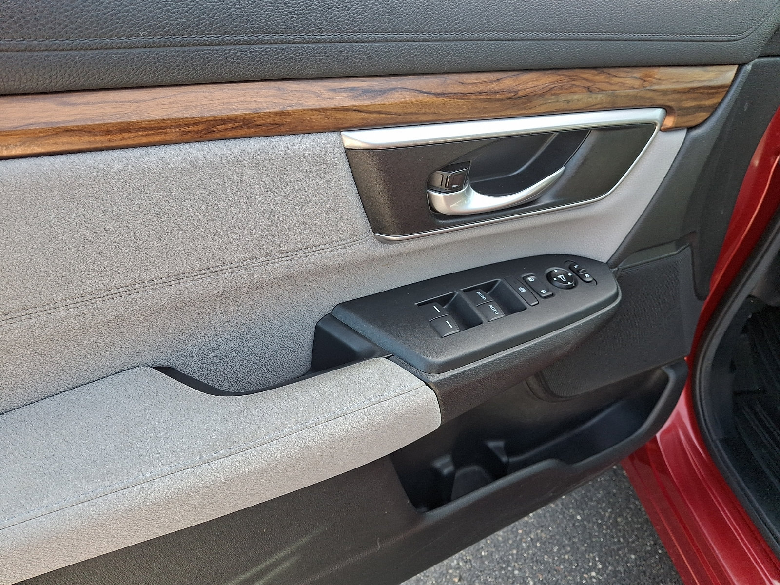 Used 2020 Honda CR-V EX image 12