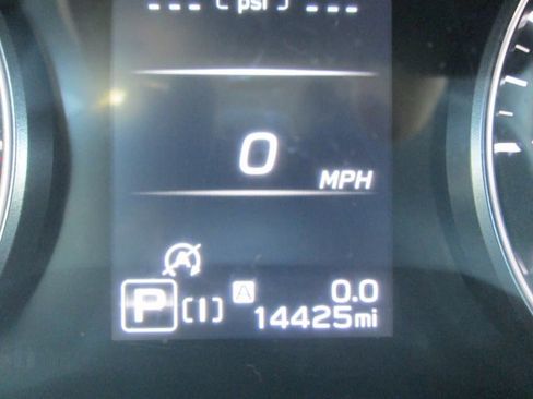 Used 2024 Subaru Crosstrek 2.5i Limited image 22