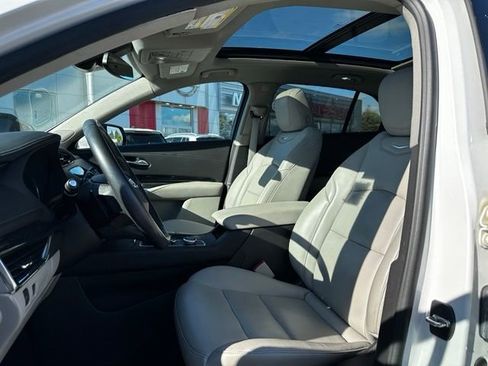 Used 2023 Cadillac XT4 Premium Luxury w/ Driver Assist Package AWD/4WD image 10