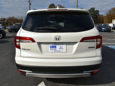 Used 2019 Honda Pilot Touring image 7