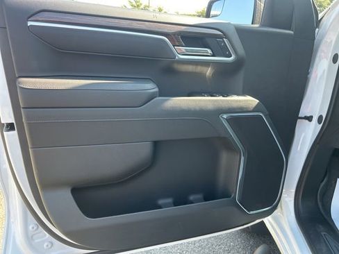 New 2026 Chevrolet Silverado 1500 RST w/ LPO, Dark Essentials Package image 11