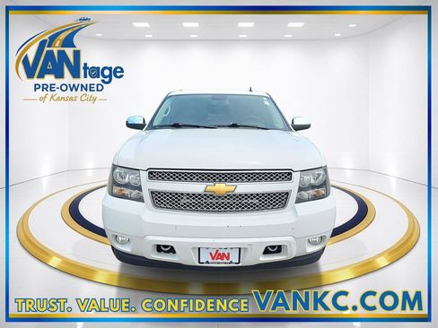 Used 2012 Chevrolet Tahoe LTZ AWD/4WD image 2