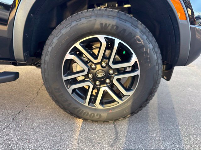 New 2026 Ford Ranger Lariat w/ FX4 Off-Road Package AWD/4WD image 14