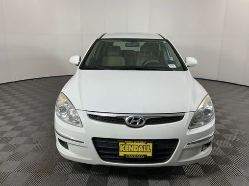 Used 2011 Hyundai Elantra GLS FWD image 2