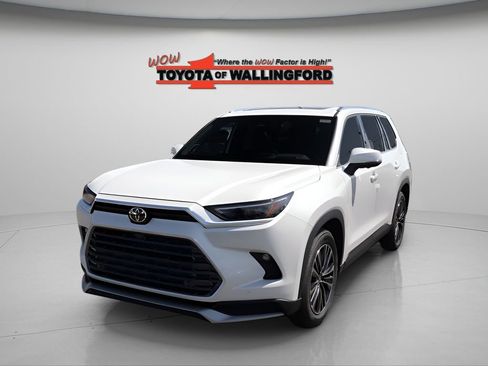 New 2026 Toyota Grand Highlander AWD Hybrid image 1