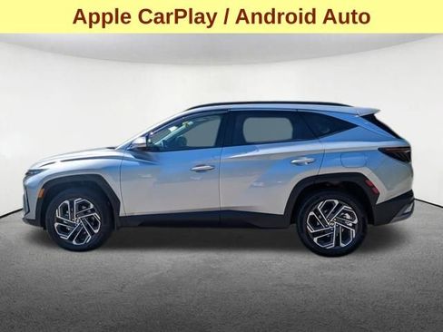 Used 2025 Hyundai Tucson Limited AWD/4WD image 9