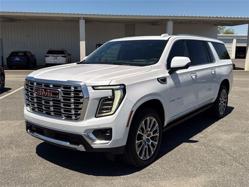 New 2026 GMC Yukon XL Denali RWD image 8