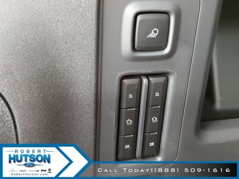 New 2025 Lincoln Navigator Reserve image 14