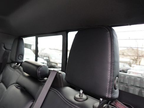 Used 2023 GMC Sierra 2500 SLE w/ Preferred Package image 23