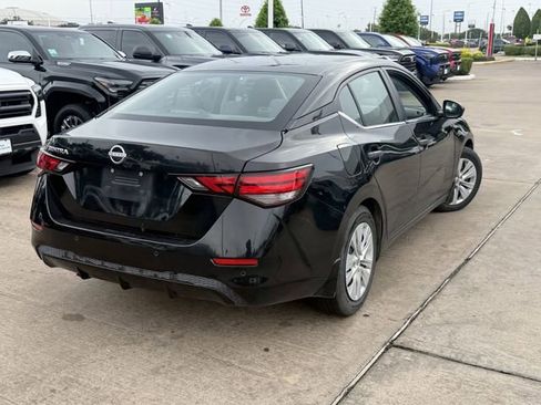 Used 2024 Nissan Sentra S FWD image 5