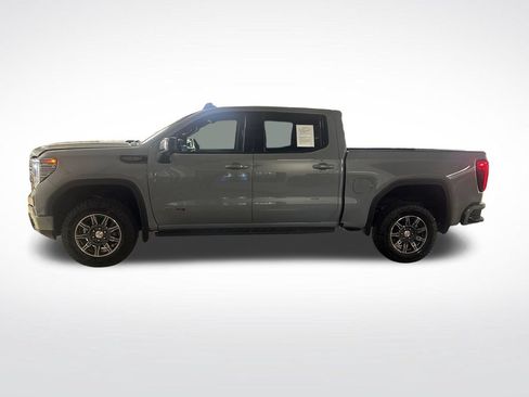 Used 2024 GMC Sierra 1500 AT4 w/ Technology Package AWD/4WD image 2