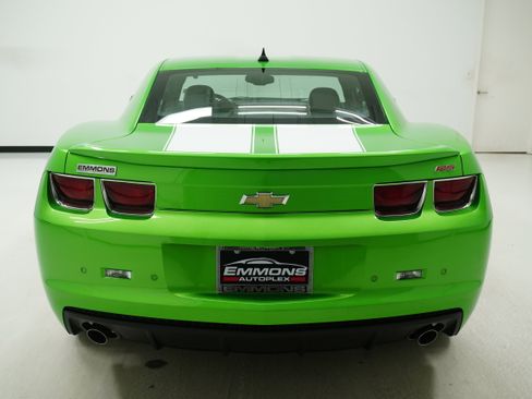 Used 2011 Chevrolet Camaro LT w/ RS Package image 4