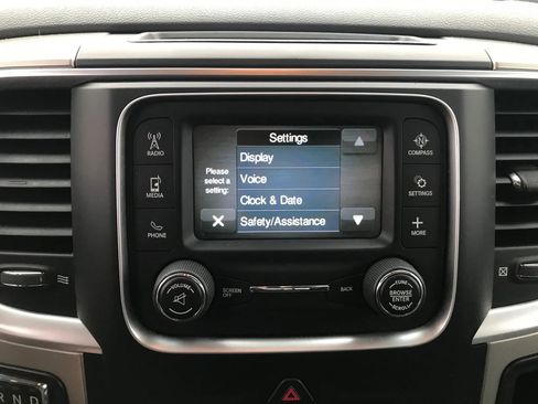 Used 2017 RAM 1500 Classic SLT image 25