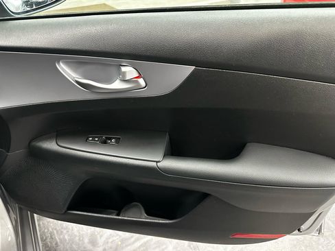 Used 2024 Kia Forte LXS image 18