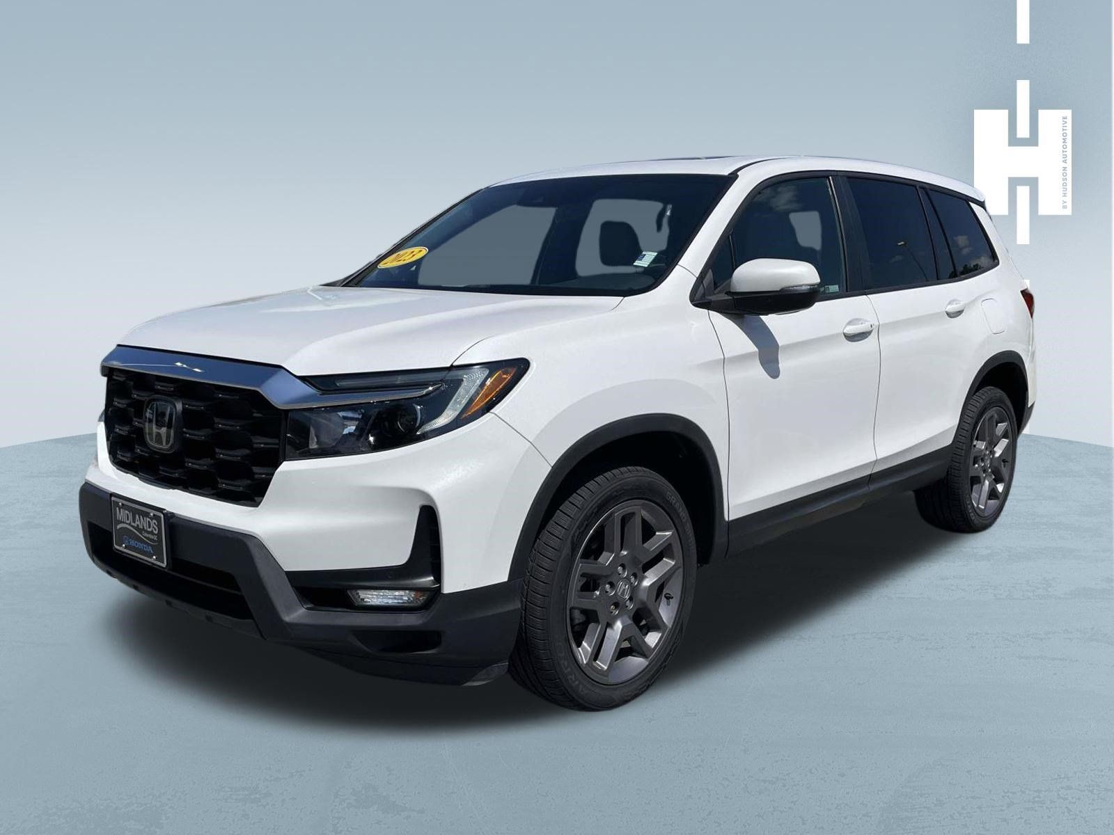 Used 2023 Honda Passport EX-L image 3