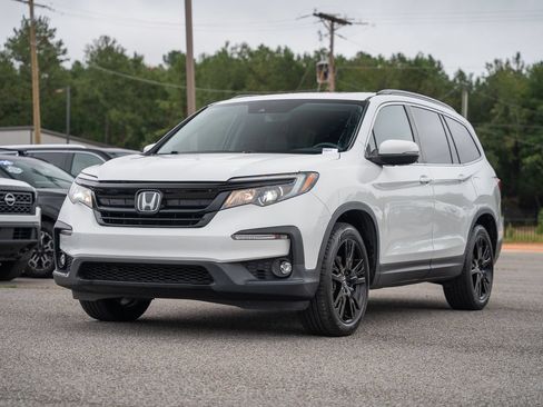 Used 2022 Honda Pilot Special Edition image 3