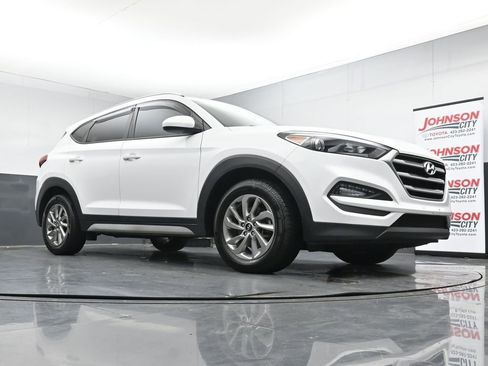 Used 2018 Hyundai Tucson SEL image 32