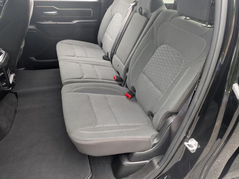 Used 2025 RAM 1500 Big Horn AWD/4WD image 17