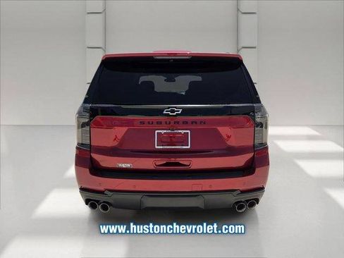 New 2026 Chevrolet Suburban Z71 w/ Comfort Package AWD/4WD image 4