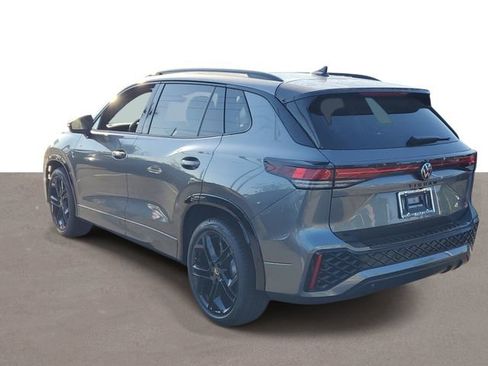 New 2026 Volkswagen Tiguan SE R-Line FWD image 3