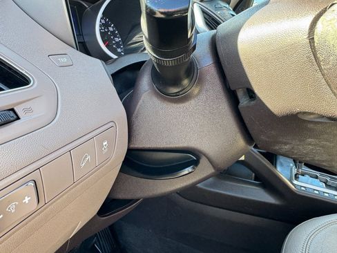 Used 2013 Hyundai Tucson GLS image 36