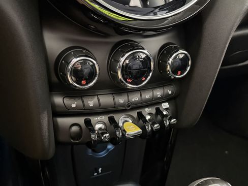 Certified 2024 MINI Cooper SE FWD image 22