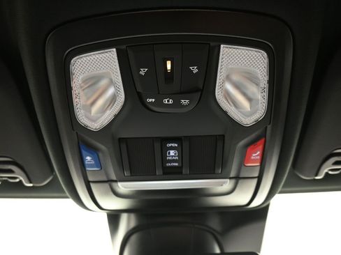 New 2026 RAM 2500 Tradesman AWD/4WD image 28