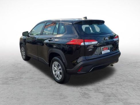 Used 2023 Toyota Corolla Cross L AWD/4WD image 5