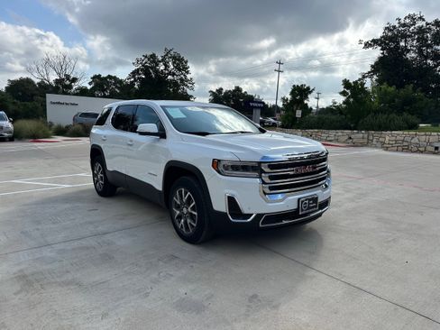 Used 2022 GMC Acadia SLE image 7