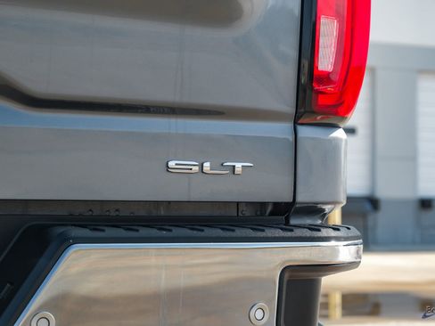 Used 2021 GMC Sierra 1500 SLT w/ SLT Premium Plus Package image 37