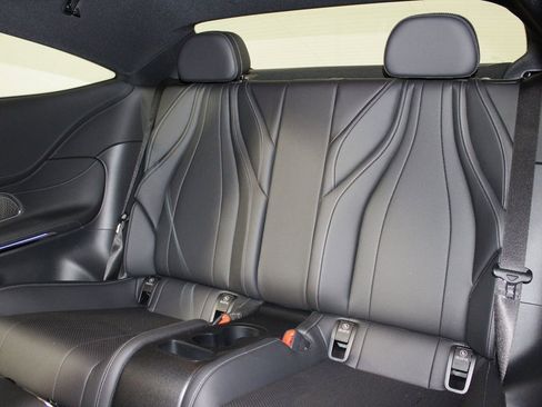 Used 2025 Mercedes-Benz CLE 300 4MATIC Coupe image 26