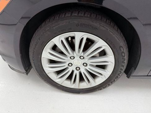 Used 2017 Buick LaCrosse image 7