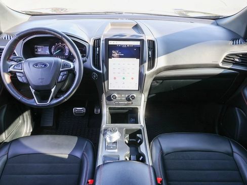 Used 2024 Ford Edge ST-Line w/ Class II Trailer Tow Package AWD/4WD image 5