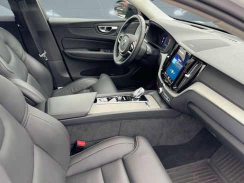 Certified 2025 Volvo XC60 T8 Ultra w/ Climate Package image 30