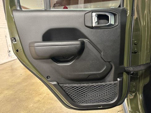 Used 2023 Jeep Wrangler Unlimited w/ Cold Weather Group AWD/4WD image 19